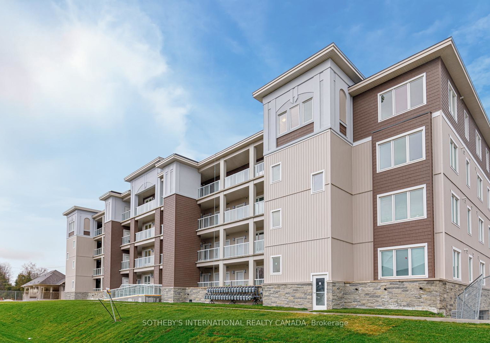17-spooner-crescent-collingwood-ontario-s12894996