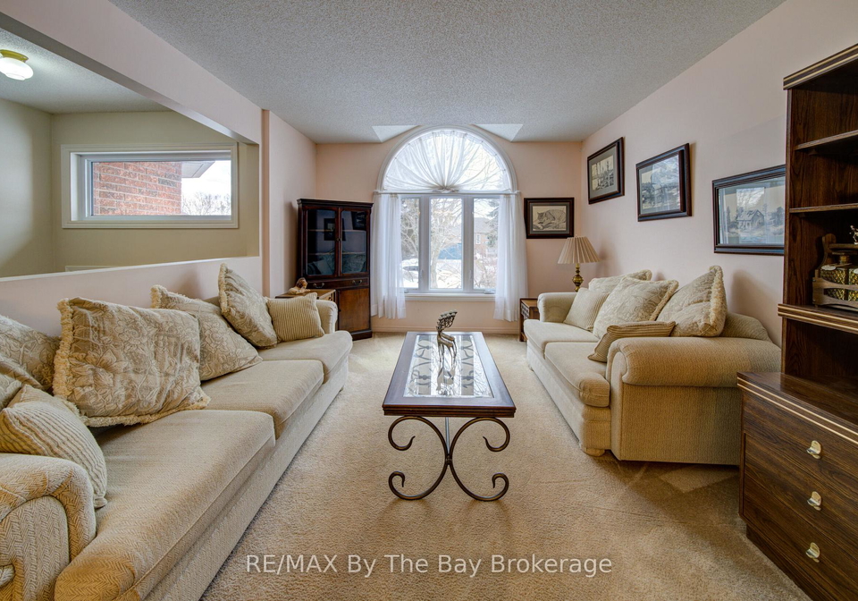 26-brouwer-crescent-wasaga-beach-ontario-s12895220