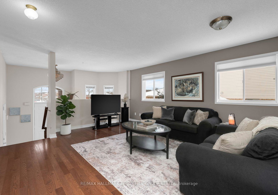 114-mapleton-avenue-barrie-ontario-s12895816