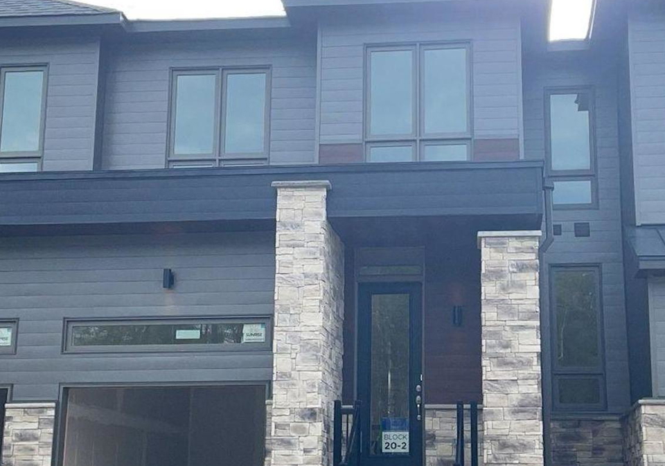 3-eberhardt-drive-wasaga-beach-ontario-s12896612