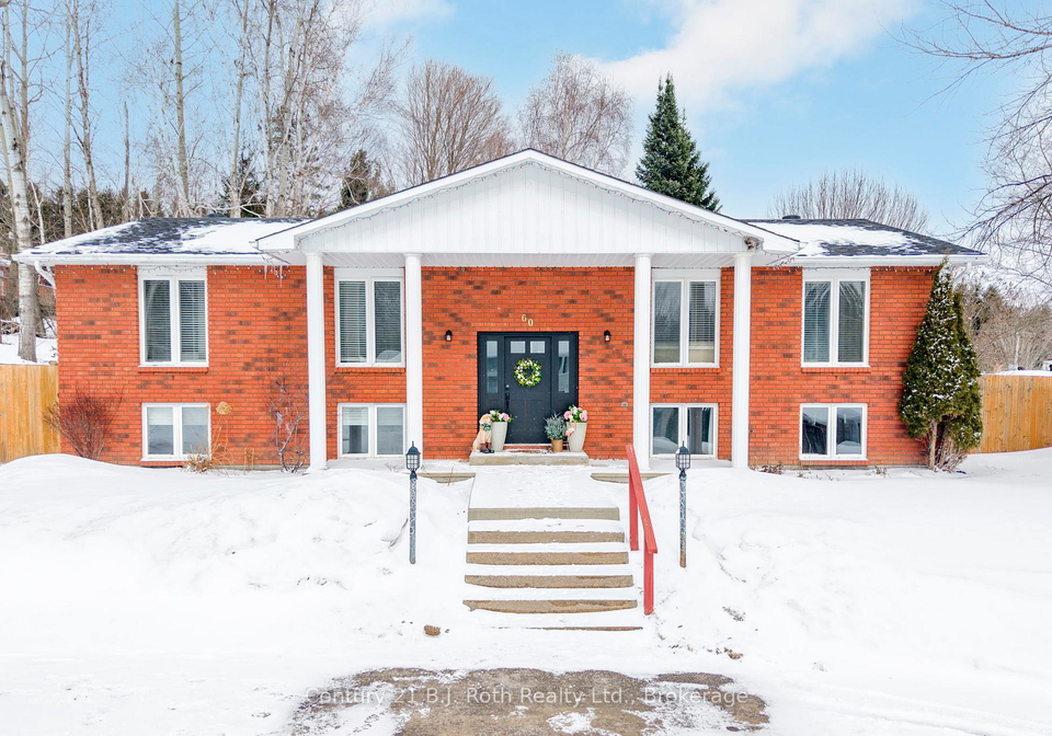 60-lepage-drive-penetanguishene-ontario-s12896734