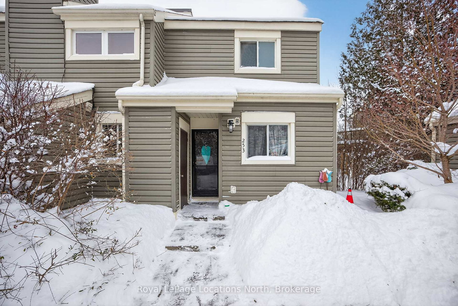 13-harbour-street-w-collingwood-ontario-s12897280
