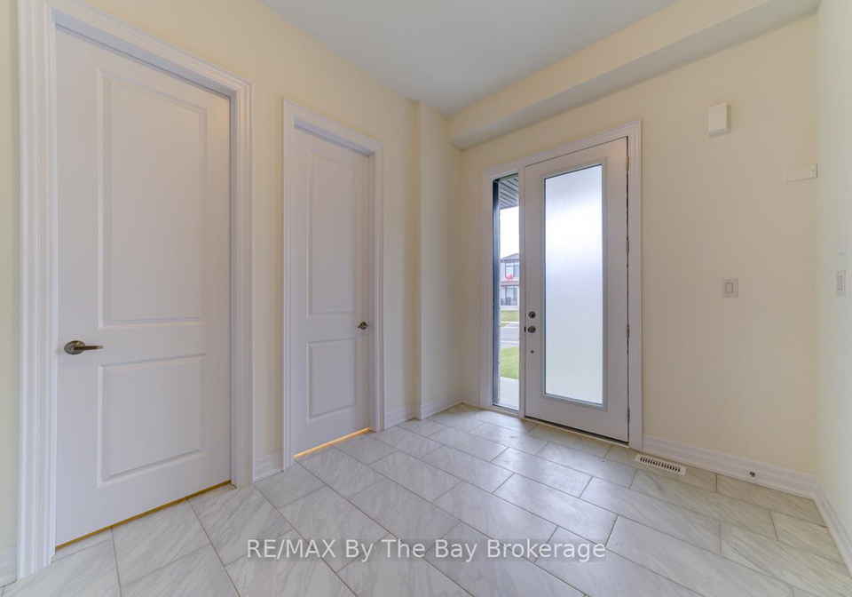 169-rosanne-circle-wasaga-beach-ontario-s12898002