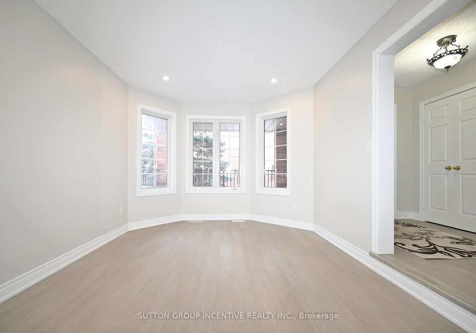 109-esther-drive-barrie-ontario-s12898522