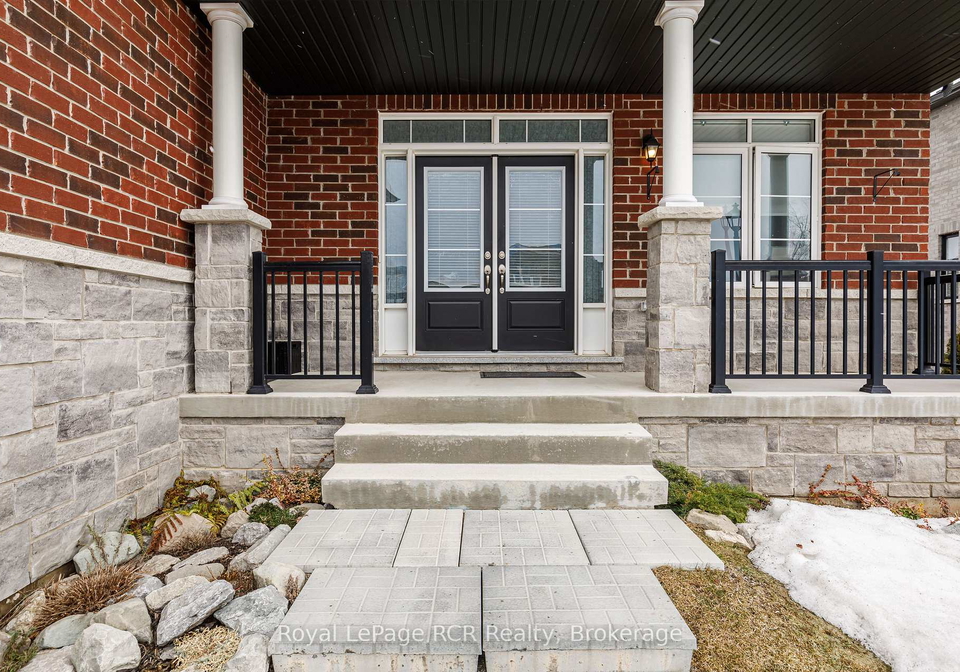 15-emerald-street-wasaga-beach-ontario-s12899038