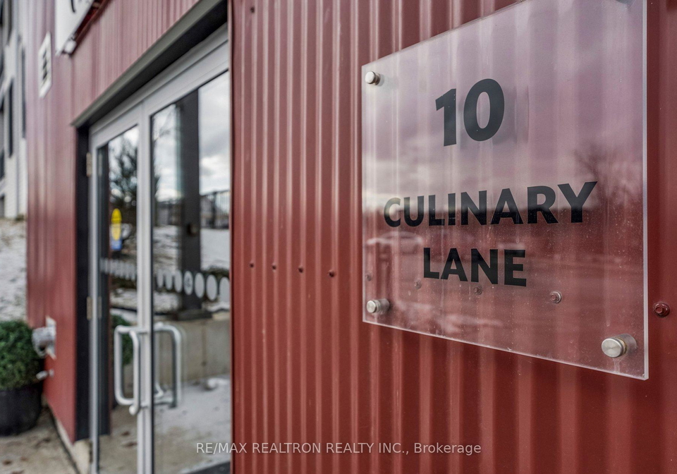 10-culinary-lane-barrie-ontario-s12899584