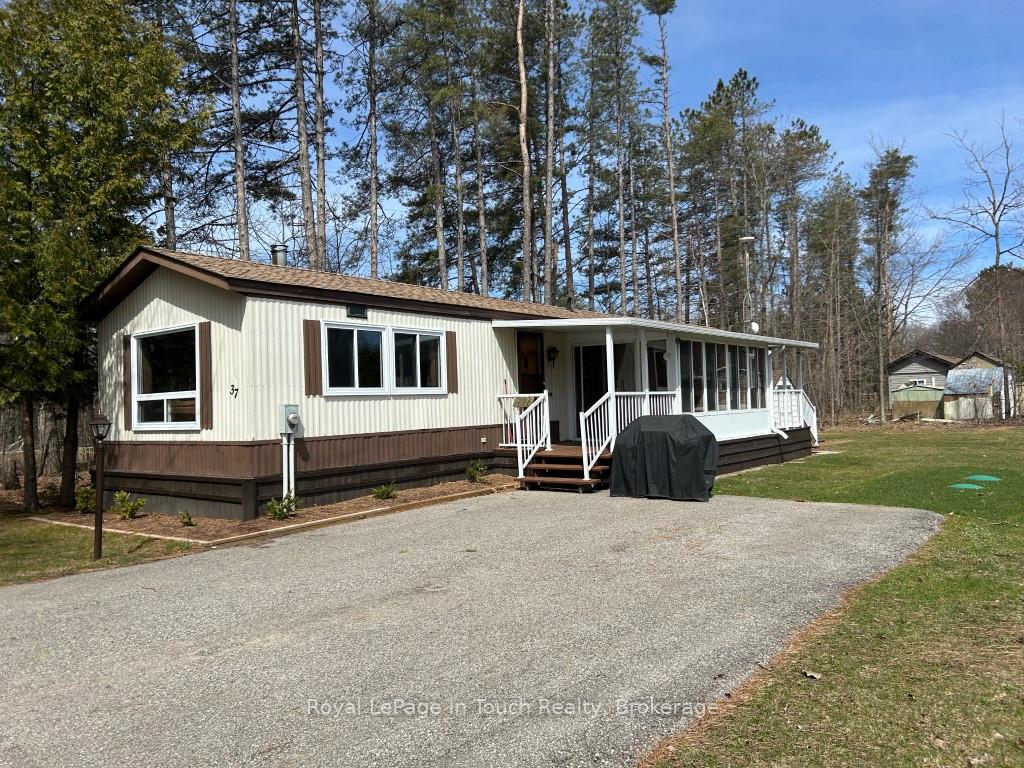 5263-elliott-side-road-tay-ontario-s12899952