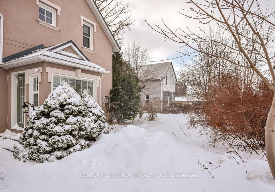 15-stone-street-springwater-ontario-s12900244