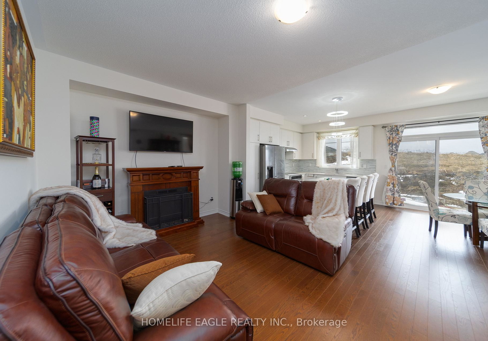 80-phoenix-boulevard-barrie-ontario-s12901890