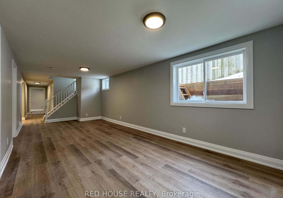 52-charlbrook-avenue-barrie-ontario-s12902012