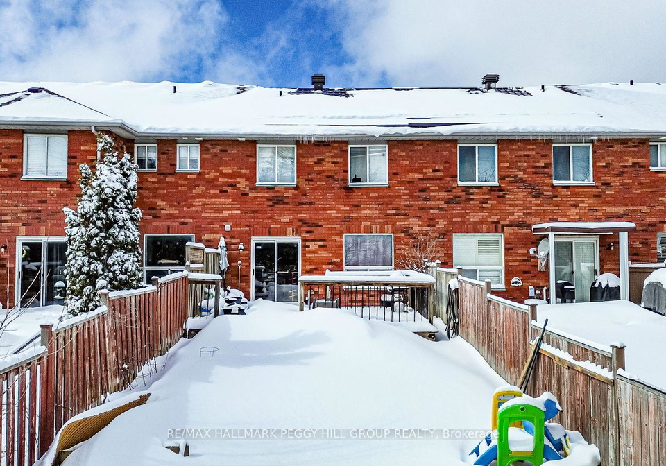 15-huitema-court-barrie-ontario-s12902606
