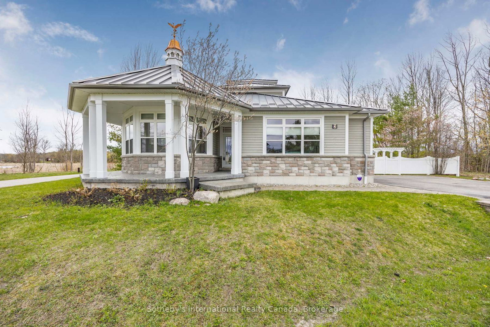 2-swan-lane-tay-ontario-s12902836