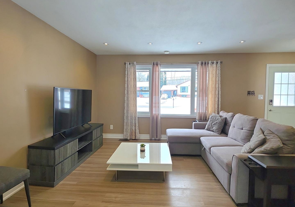 438-forest-avenue-s-orillia-ontario-s12902922