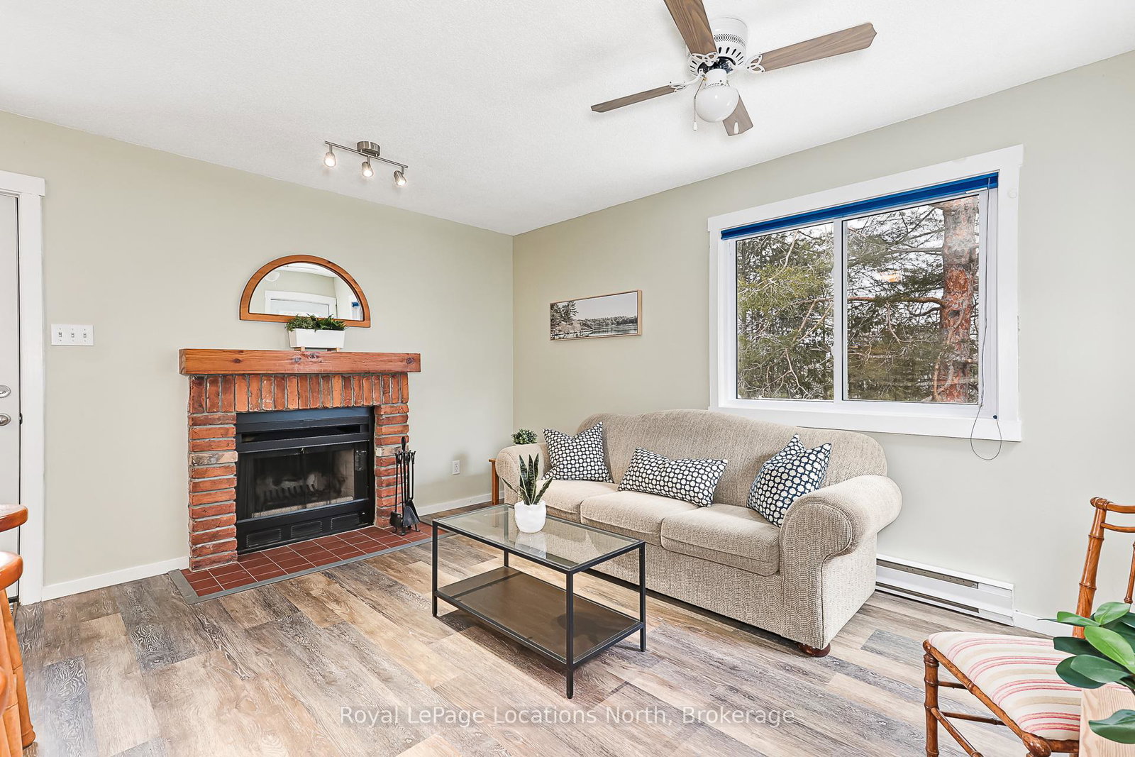 19-dawson-drive-collingwood-ontario-s12903114