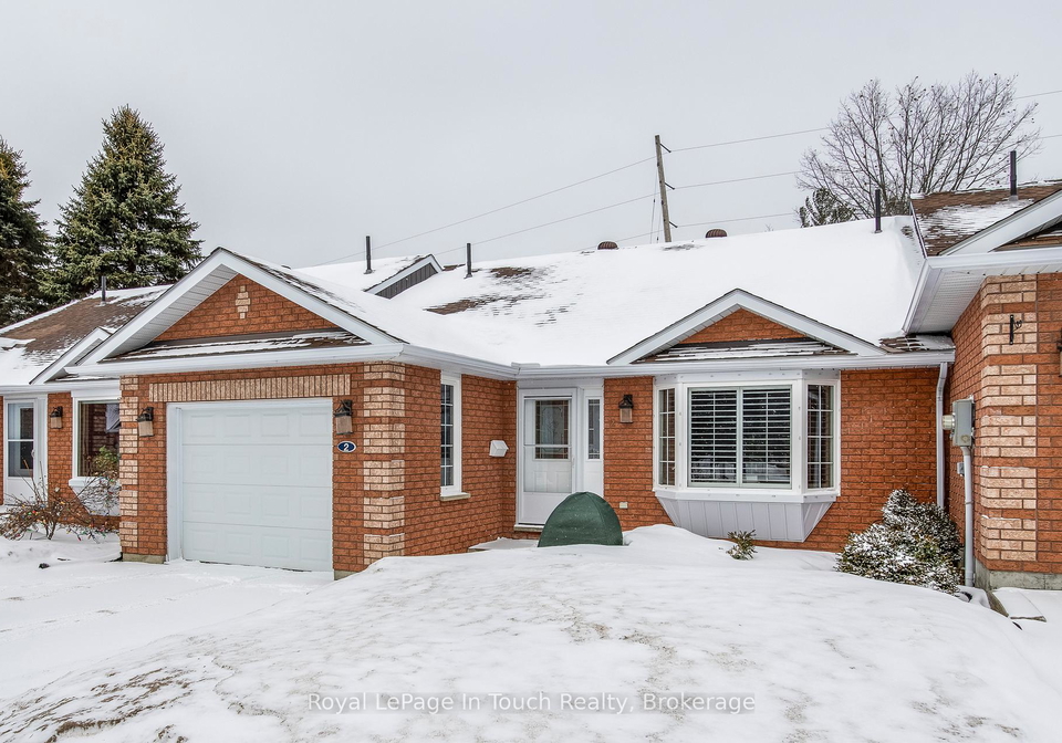 90-burke-street-penetanguishene-ontario-s12903952