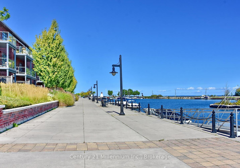 1-shipyard-lane-collingwood-ontario-s12905134