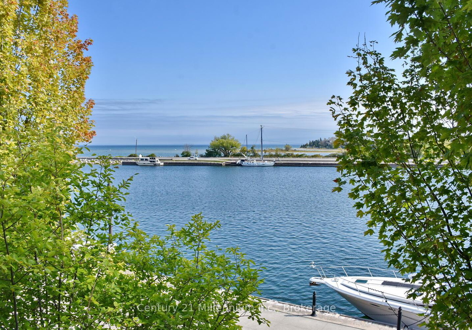 1-shipyard-lane-collingwood-ontario-s12905134