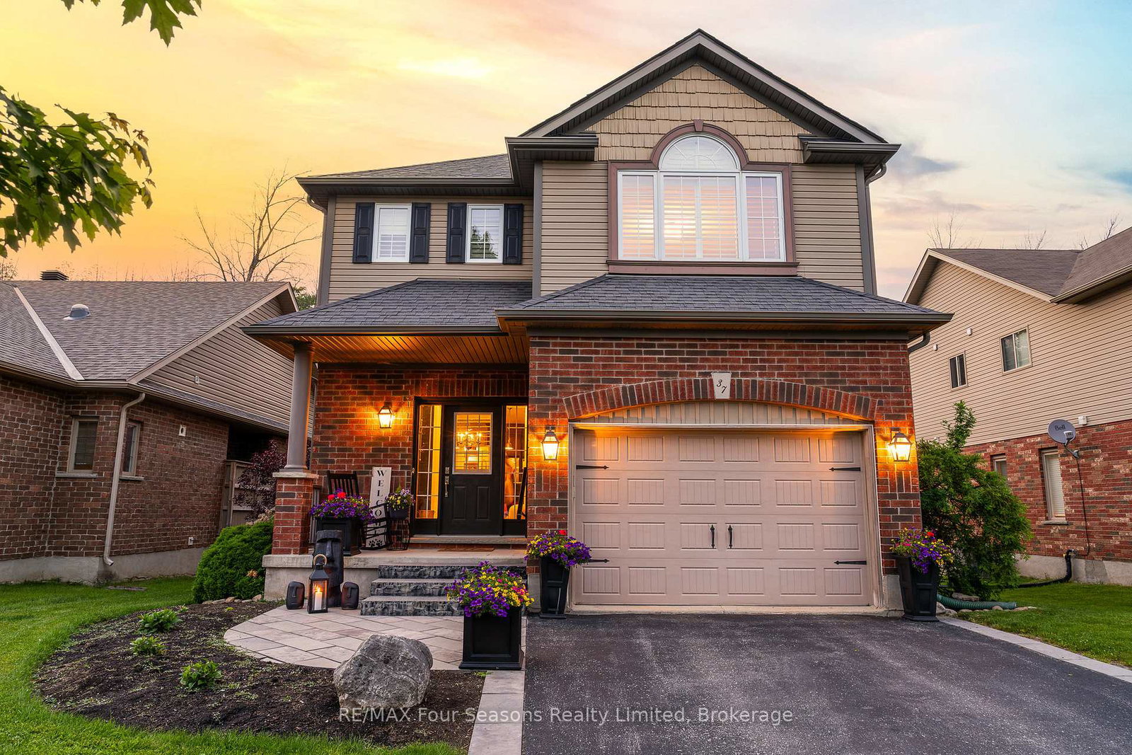 37-chamberlain-crescent-collingwood-ontario-s12905280
