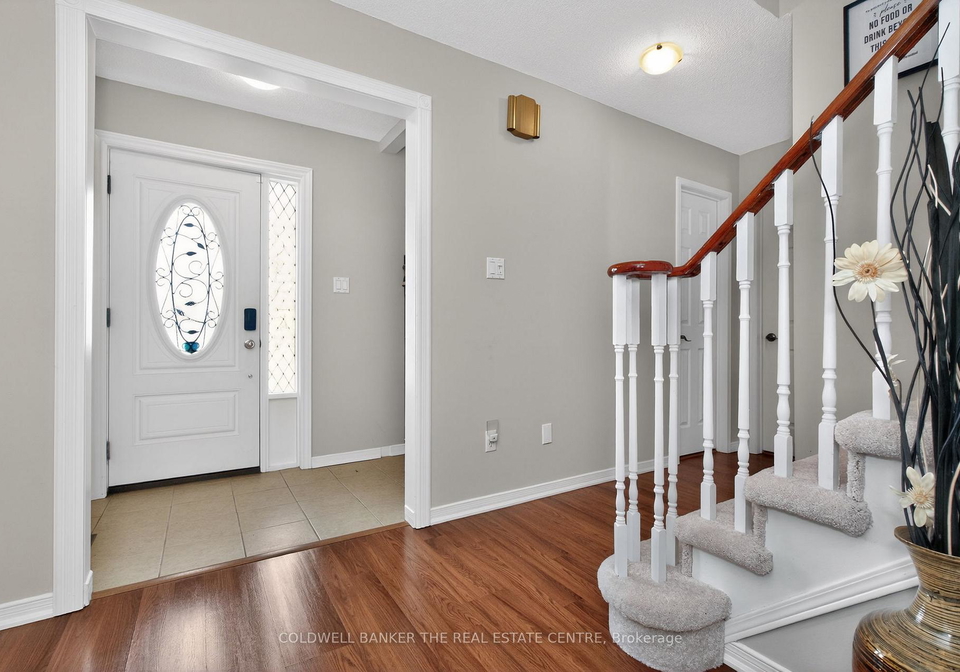 1-mcdougall-drive-barrie-ontario-s12905316
