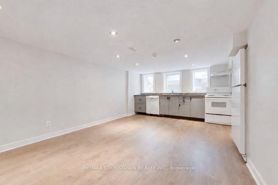 120-dundonald-street-barrie-ontario-s12906396