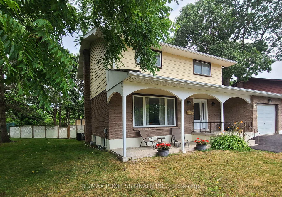 2-agnes-street-barrie-ontario-s12908606