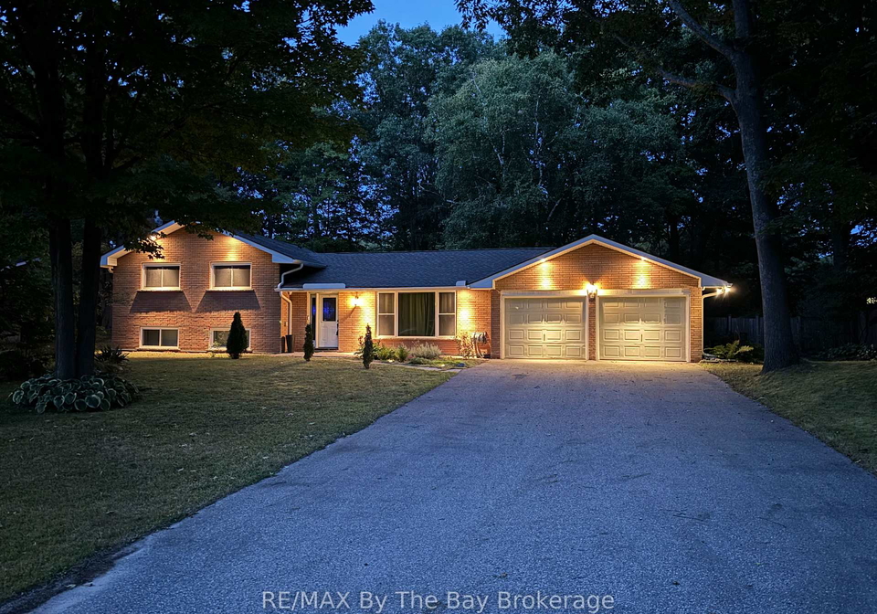 63-rodrium-road-wasaga-beach-ontario-s12909972