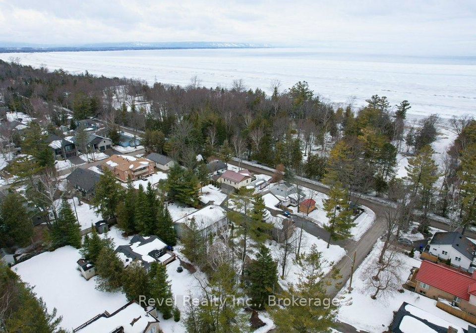 64-32nd-street-n-wasaga-beach-ontario-s12911616