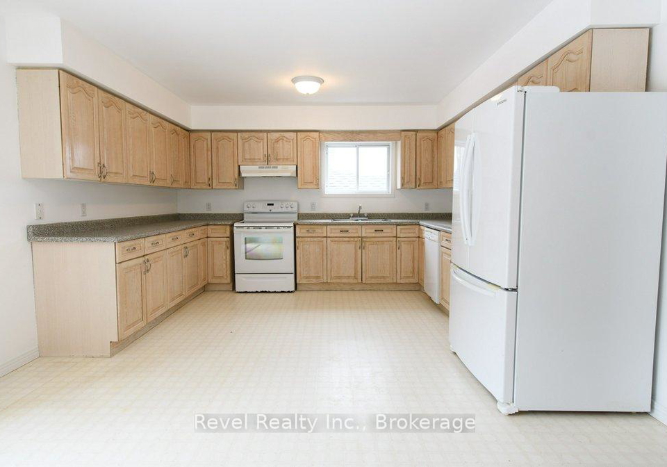 64-32nd-street-n-wasaga-beach-ontario-s12911616