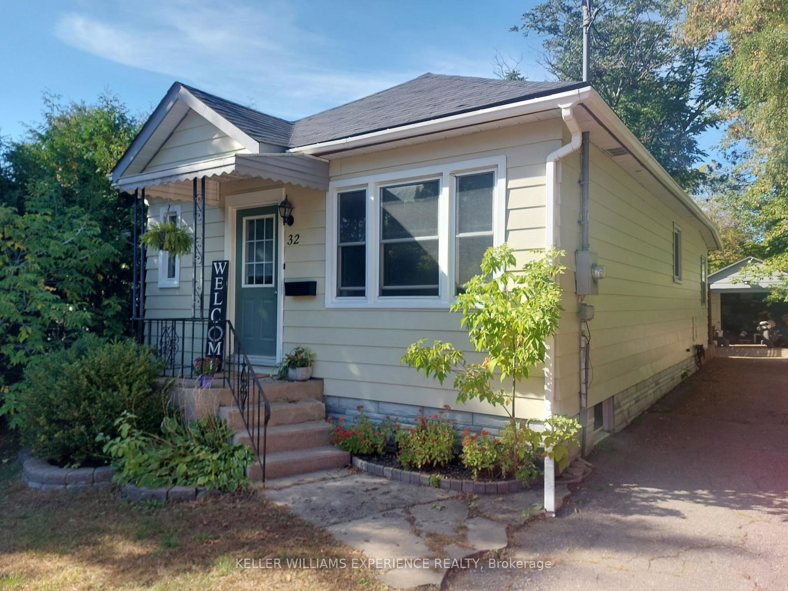 32-henry-street-barrie-ontario-s12913490
