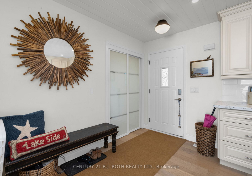 95-lakeshore-road-e-oro-medonte-ontario-s12914118