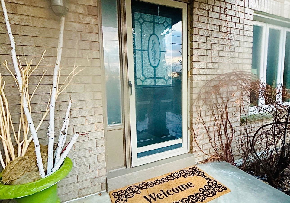 153-ferndale-drive-s-barrie-ontario-s12915308