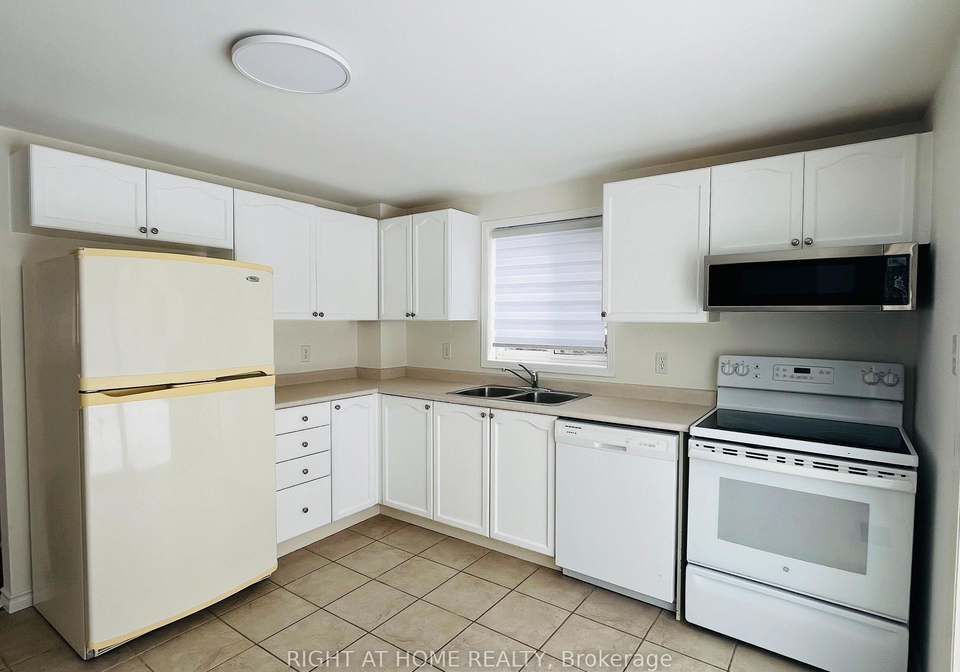14-downing-crescent-barrie-ontario-s12915852