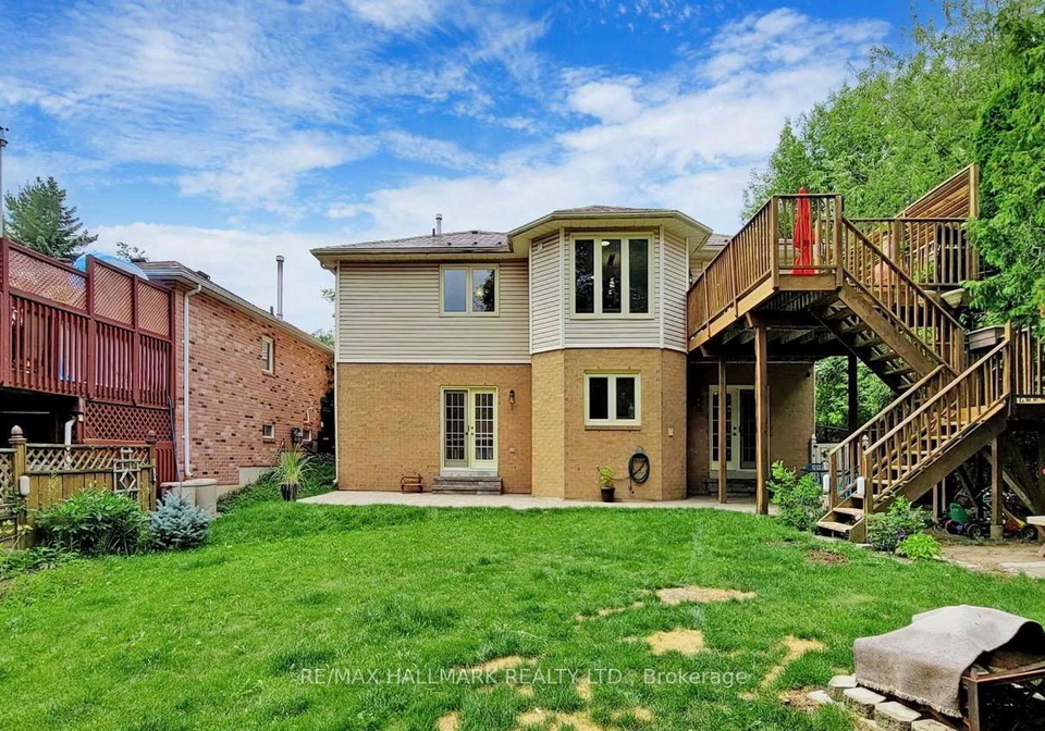 17-barre-drive-barrie-ontario-s12920828