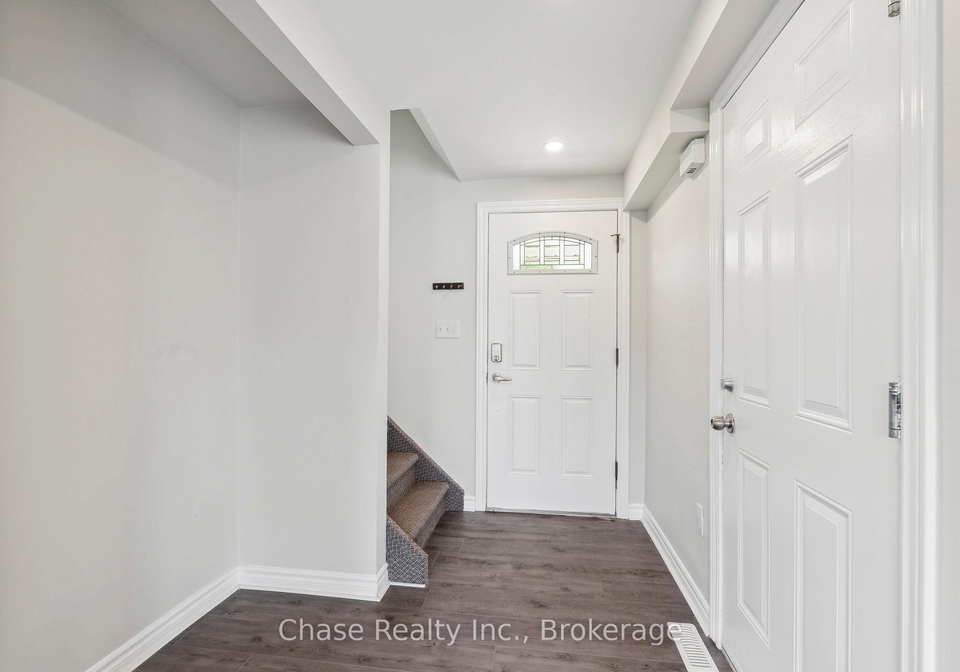 46-sydenham-wells-barrie-ontario-s12920900