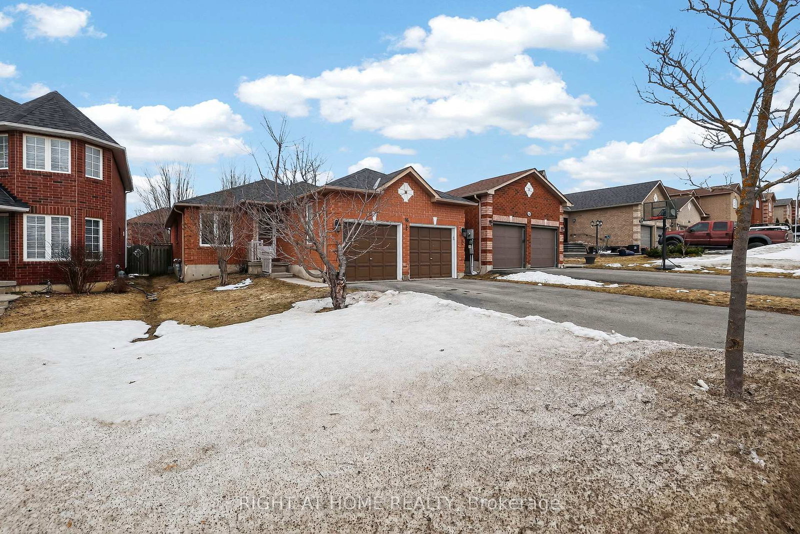 16-glenhill-drive-barrie-ontario-s12924866