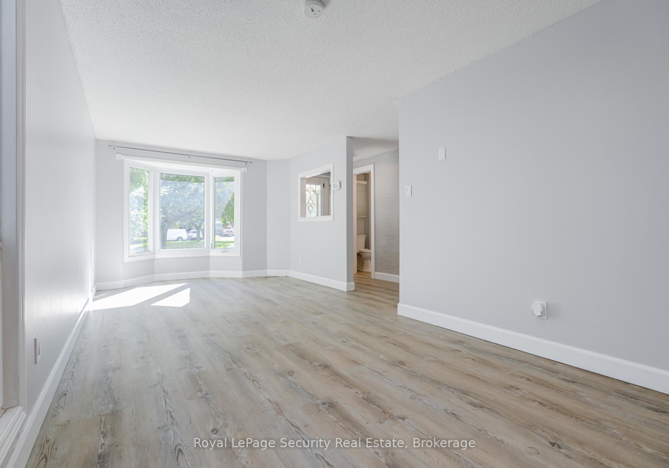 32-wilson-court-barrie-ontario-s12929716