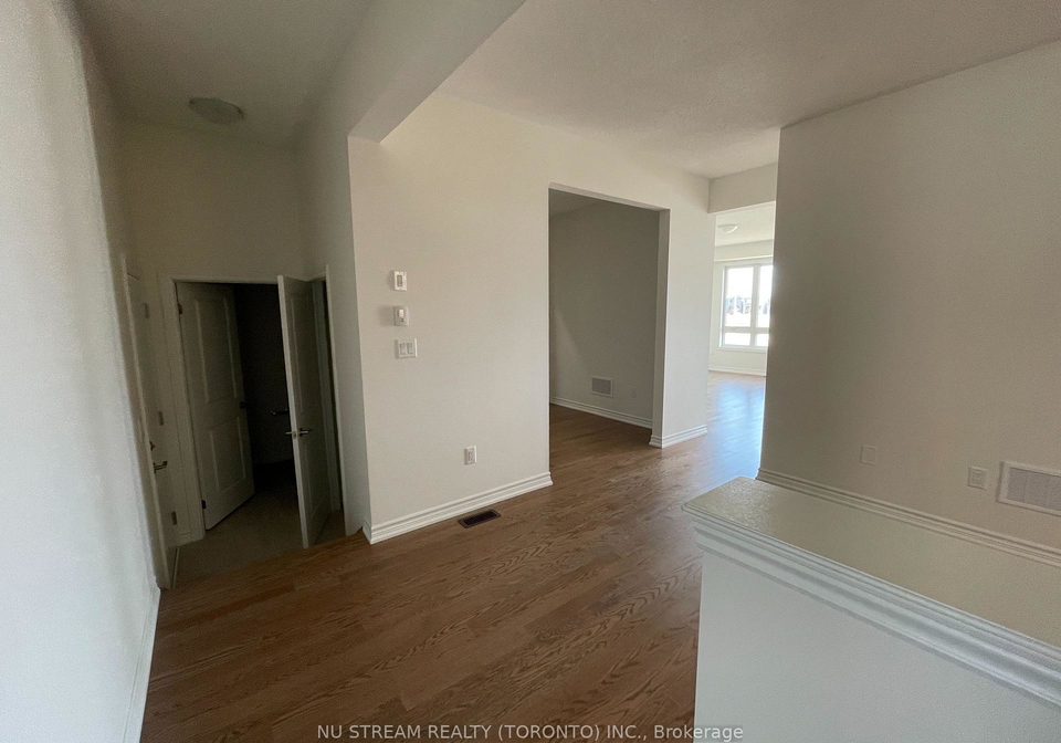 20-phoenix-boulevard-barrie-ontario-s12933252
