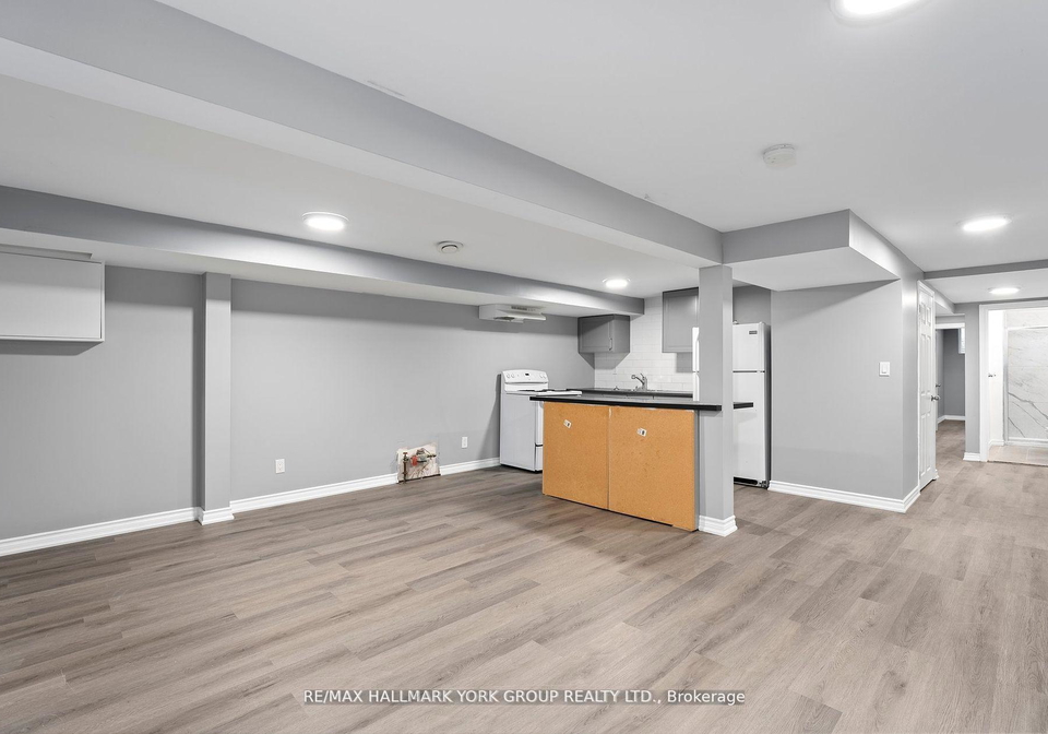 25a-college-crescent-barrie-ontario-s12935404