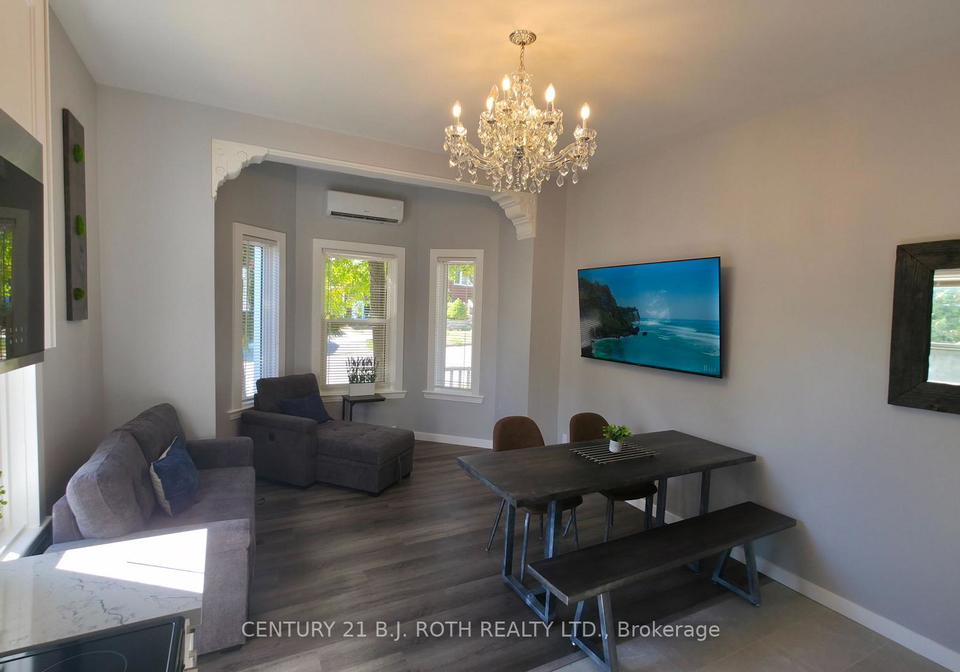 82-albert-street-n-orillia-ontario-s12937858
