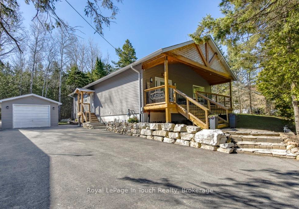 31-earldom-boulevard-tay-ontario-s12938124