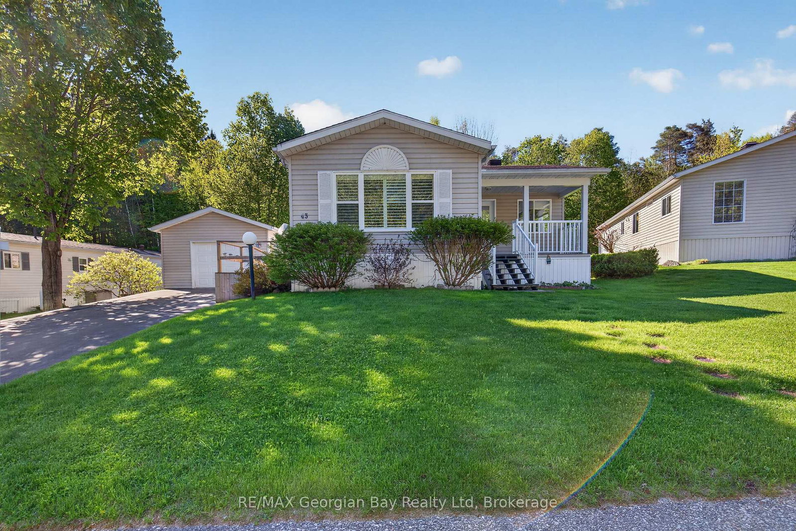 5411-elliott-side-road-tay-ontario-s12940546