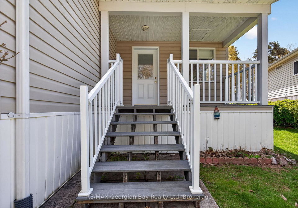 5411-elliott-side-road-tay-ontario-s12940546
