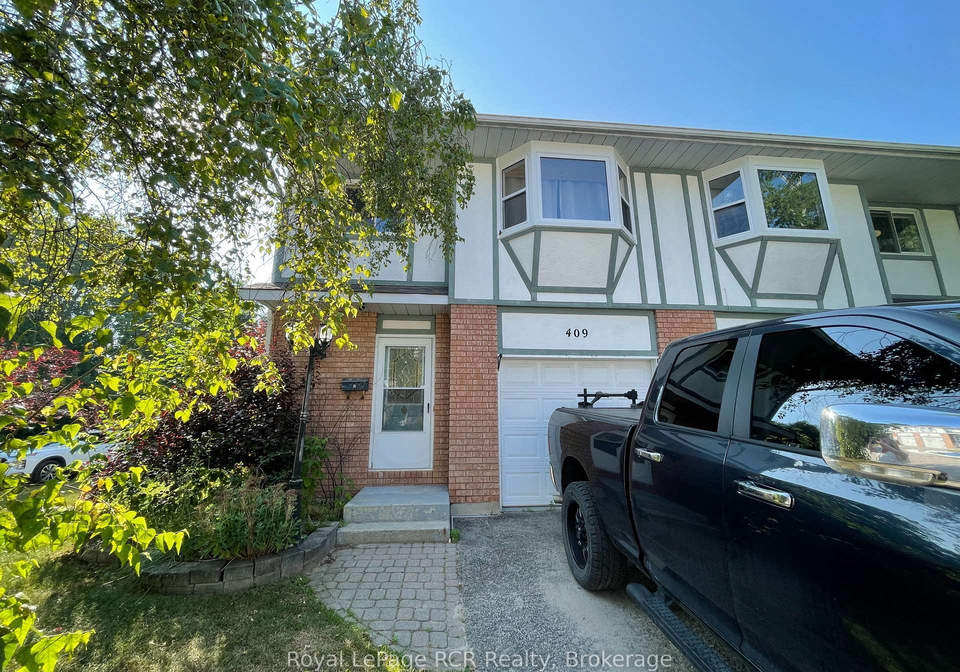 409-thomas-street-clearview-ontario-s12940650