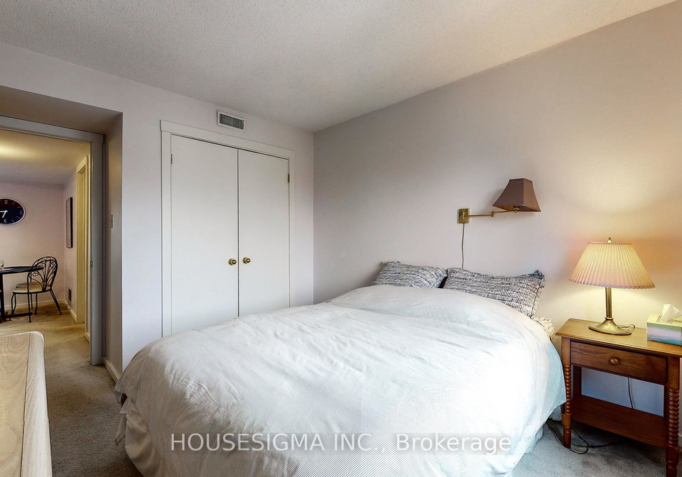 55-trott-boulevard-collingwood-ontario-s12942580