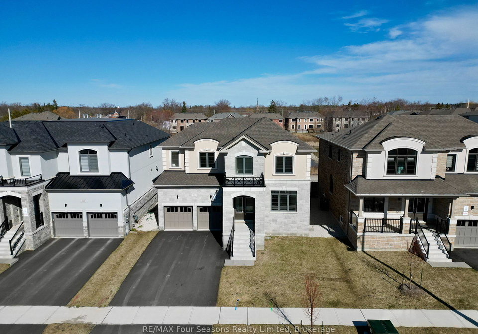 211-stayner-street-clearview-ontario-s12943102
