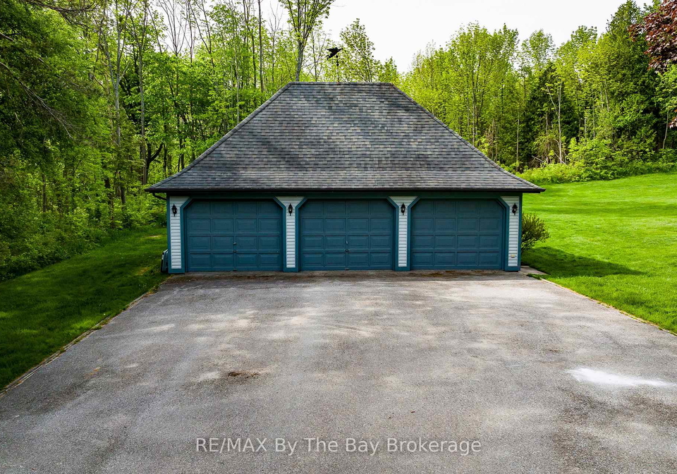 9-purple-hill-lane-clearview-ontario-s12943104