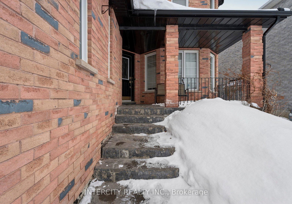 25-meyer-avenue-barrie-ontario-s12943604