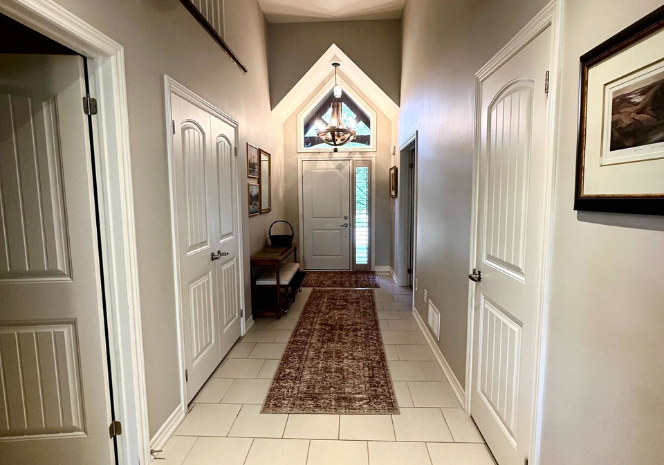 8-robbie-way-collingwood-ontario-s12946402