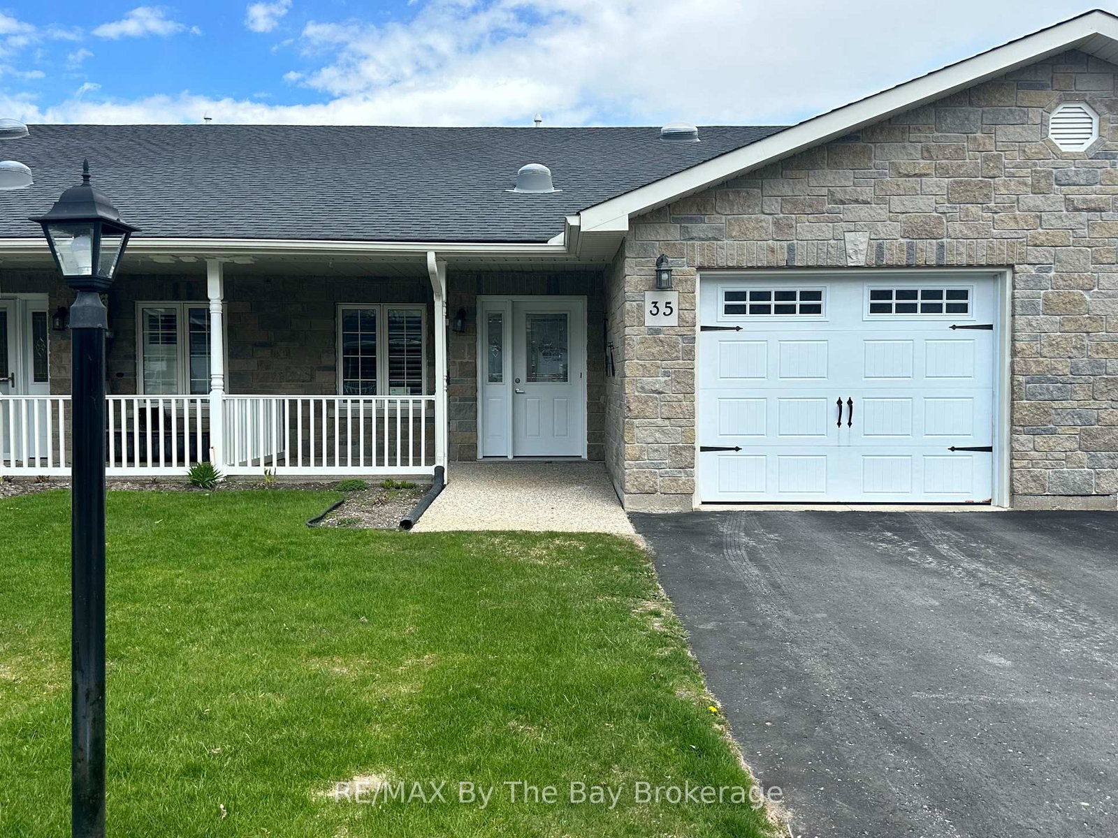 35-garden-grove-crescent-wasaga-beach-ontario-s12946976