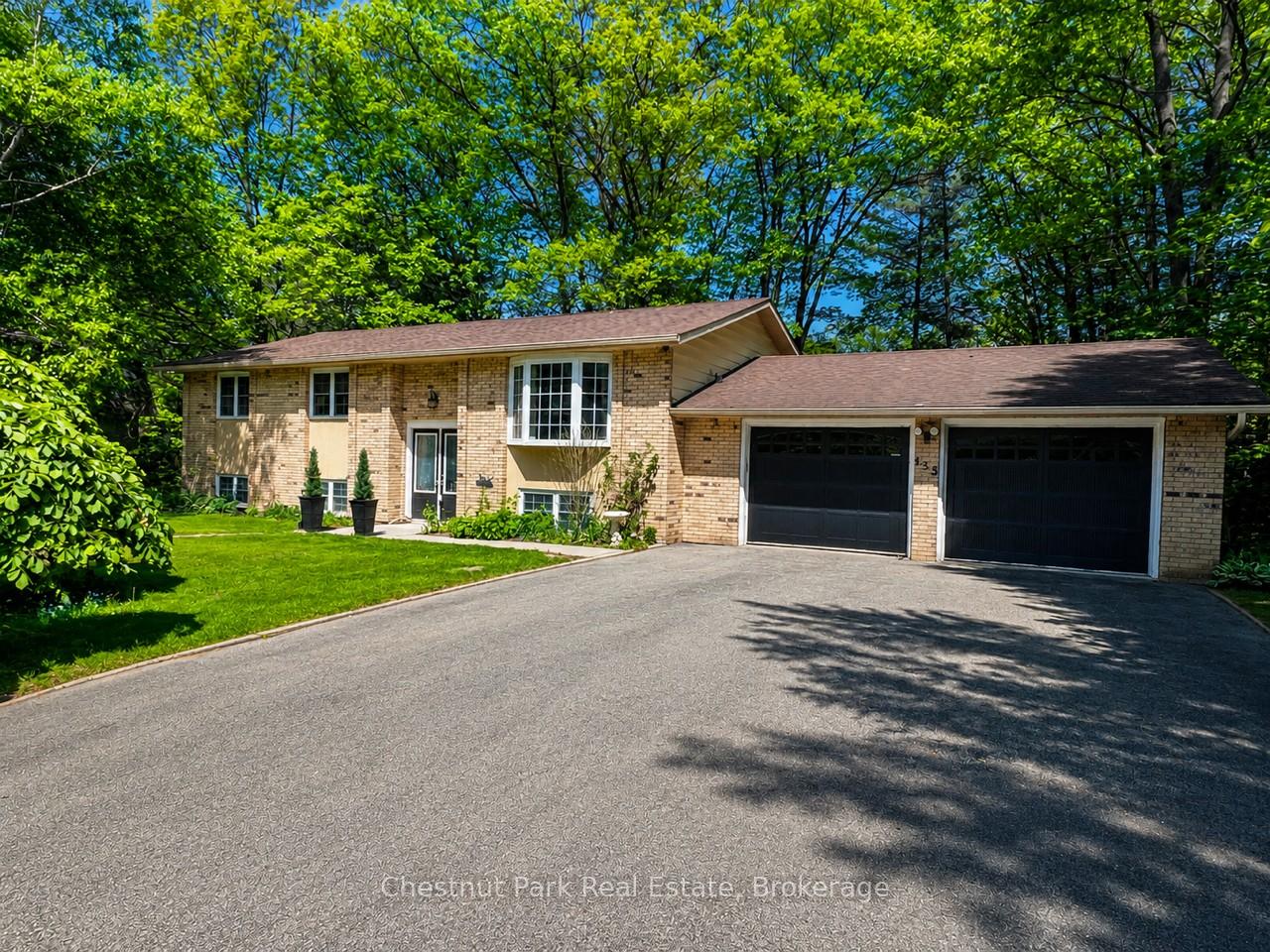 135-christopher-avenue-wasaga-beach-ontario-s12947514